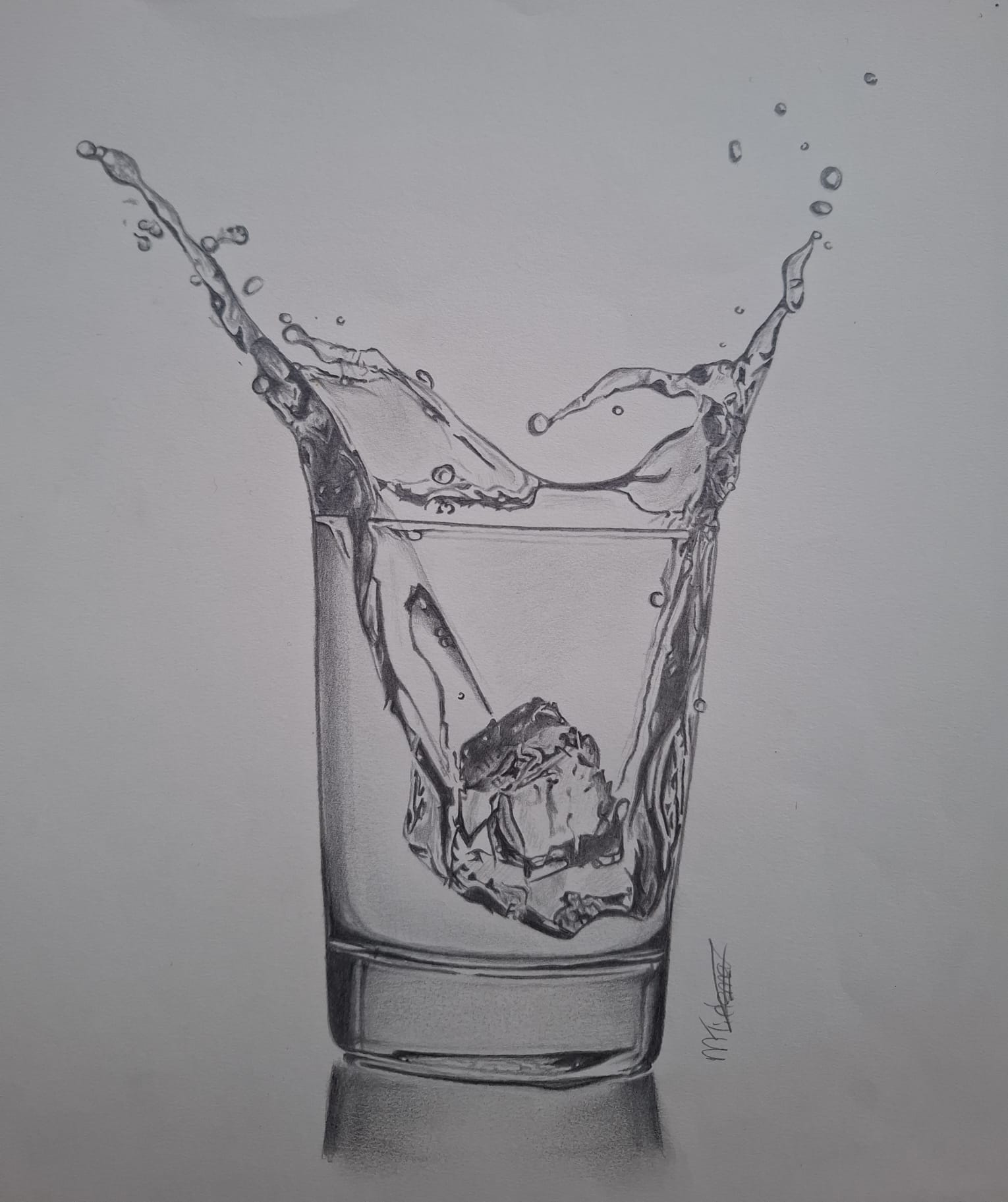 Water splash met ijsklont